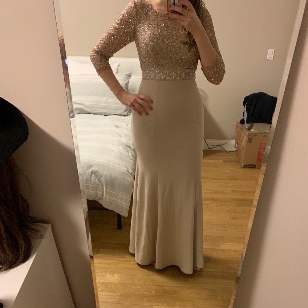 Stunning champagne colored gown!